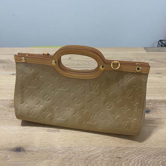 Louis Vuitton Handbags - Louis Vuitton Roxbury Drive Handbag, Monogram Vernis